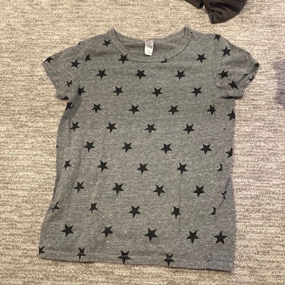 Alternative Tops - Grey and black stars tee